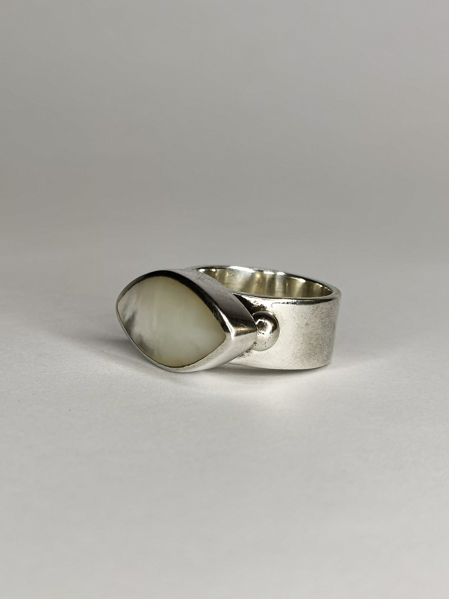 Nacre Ring